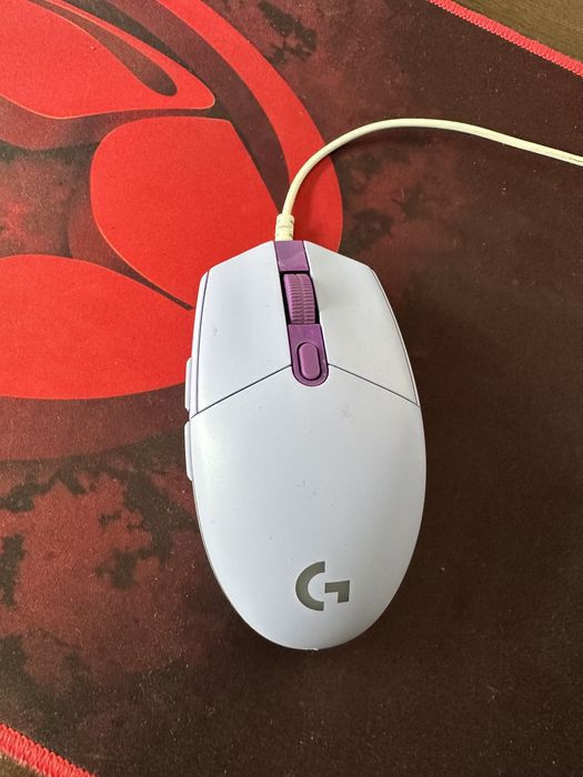 Геймърска мишка Logitech G102 LIGHTSYNC