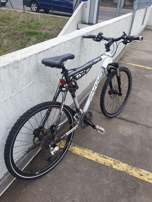 Bicicleta MTB Bulls 26" full suspension