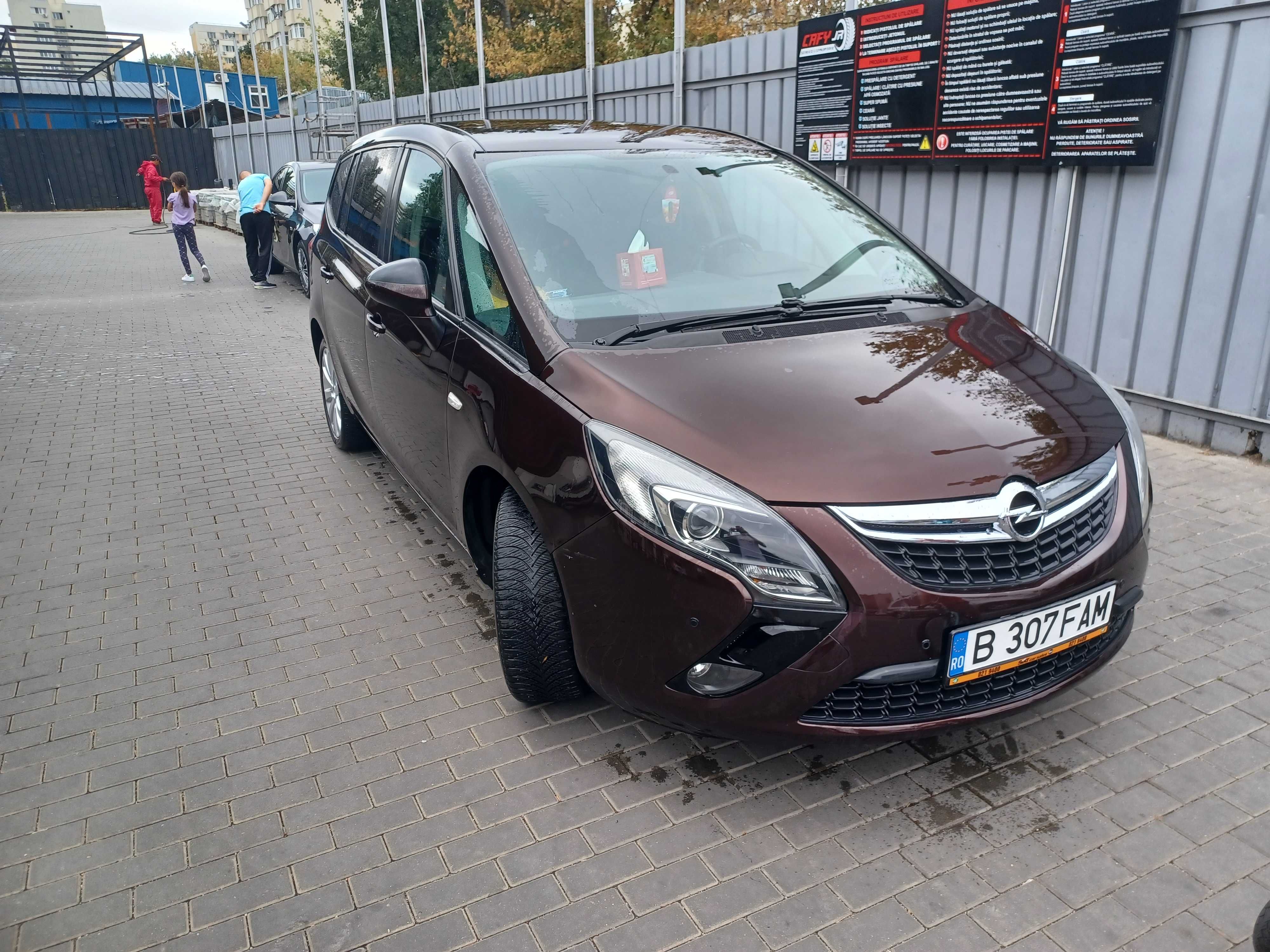 Opel Zafira Tourer de vanzare