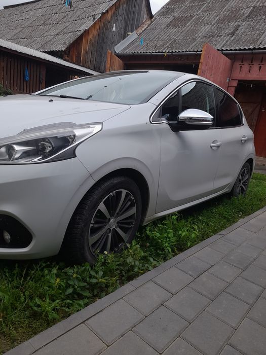 Peugeot 208 de vânzare