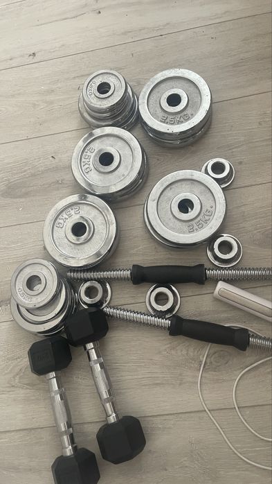 Спортивные Гантели 15х15кг всемуак новое , уточните