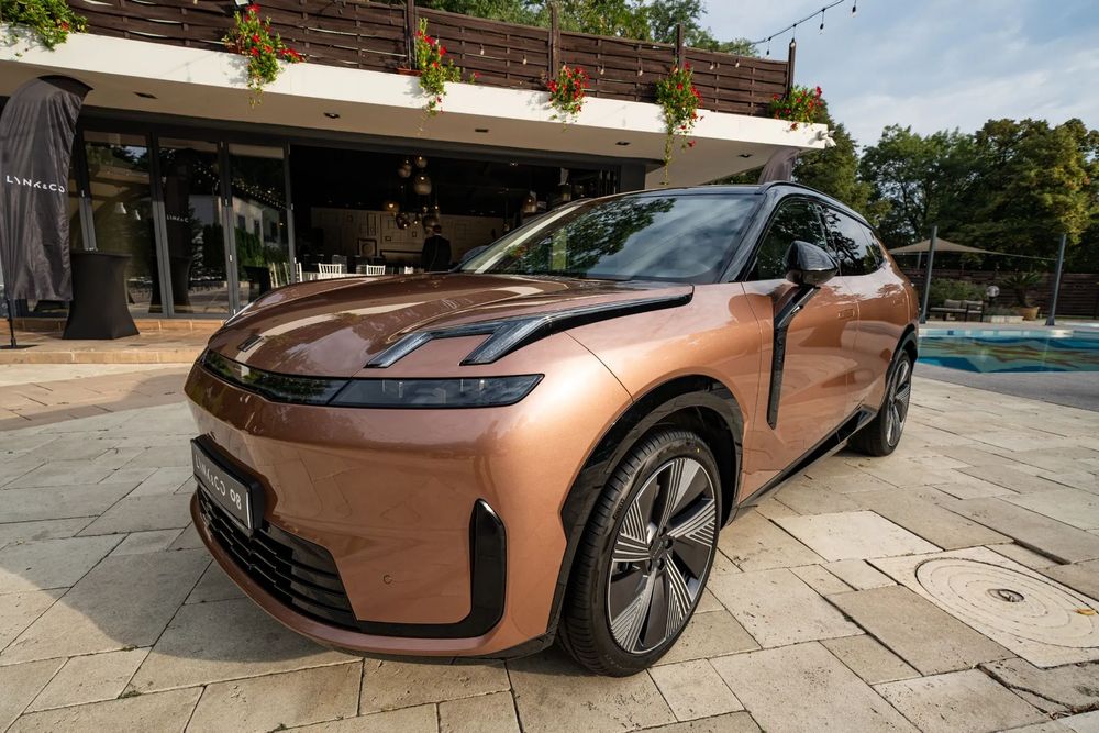 Lynk&Co 08