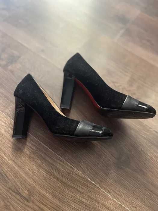 Pantofi neagra catifea