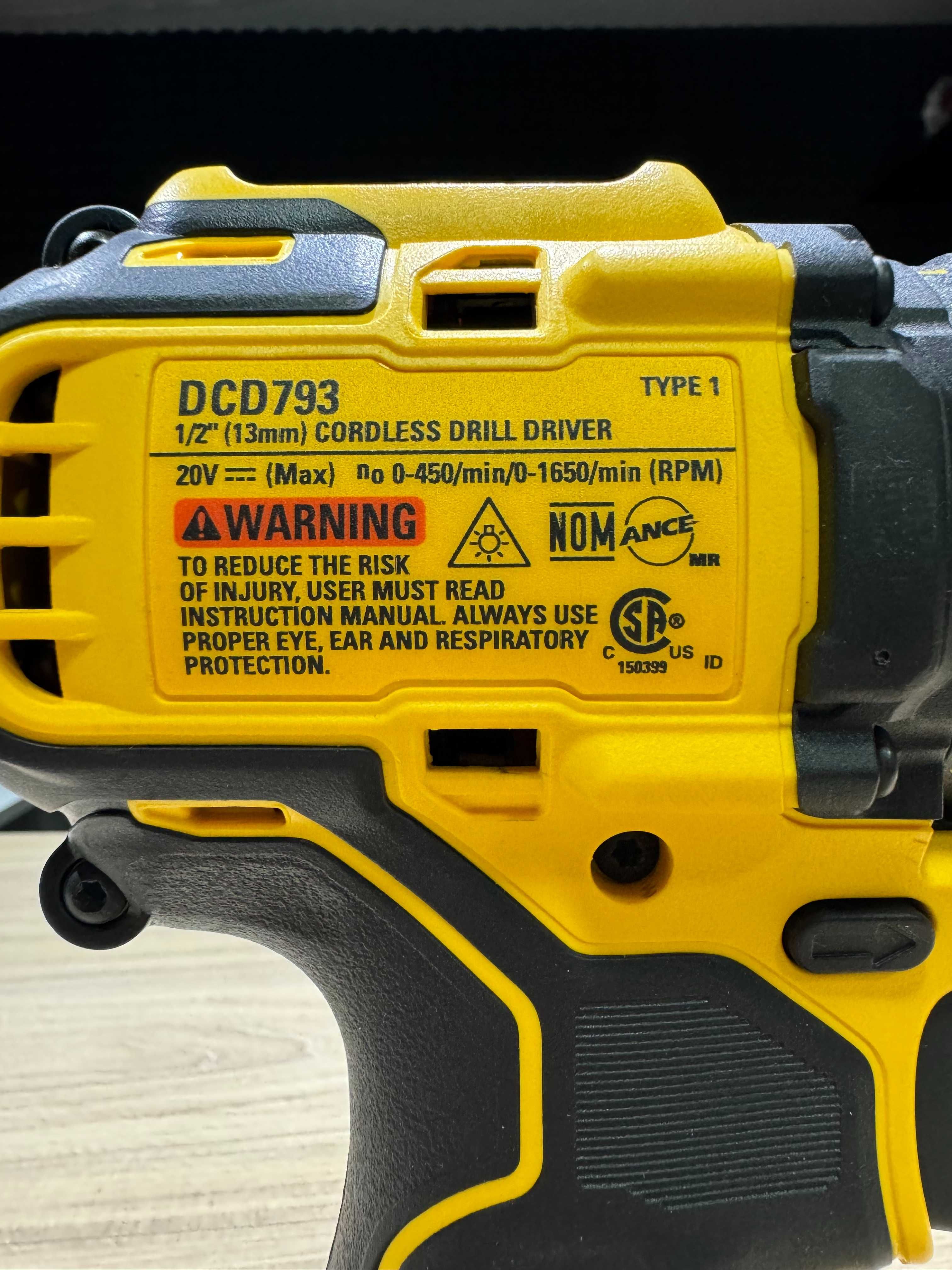 Шуруповерт Dewalt DCD793 (Только тушка) Оригинал США