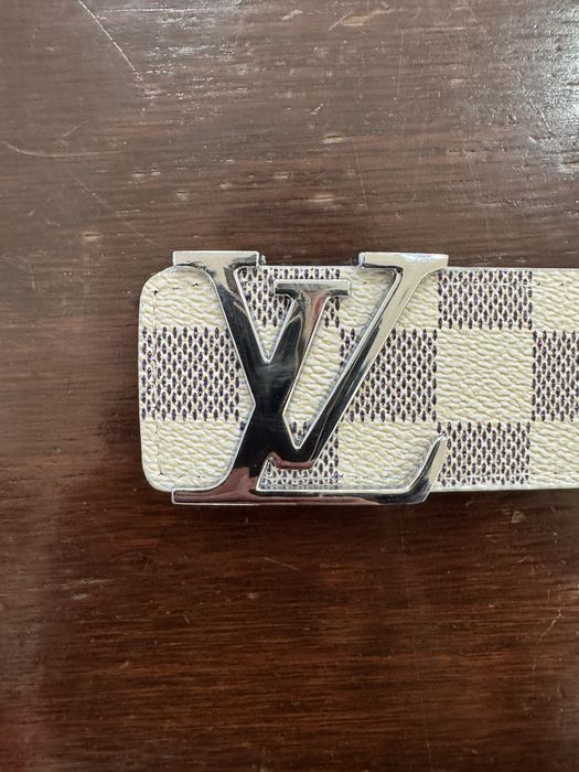 Curea Louis Vuitton Lv