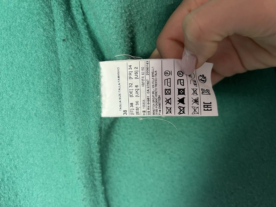 Тънко палто united colors of benetton