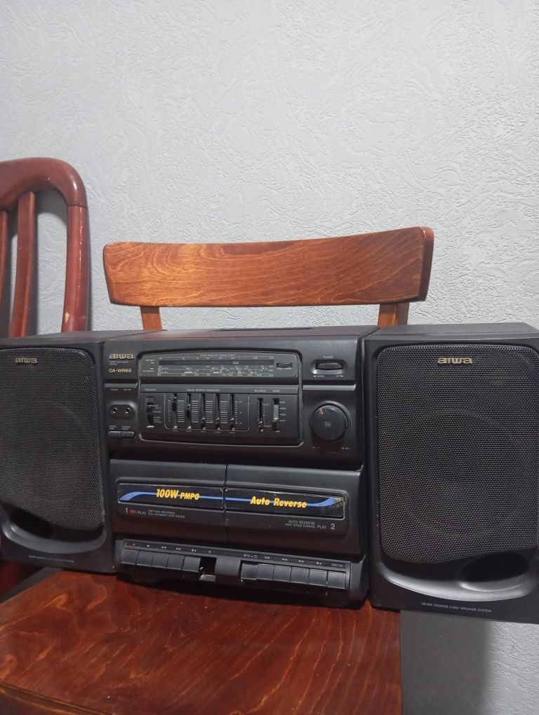 Aiwa магнитофон двухкасетный японский