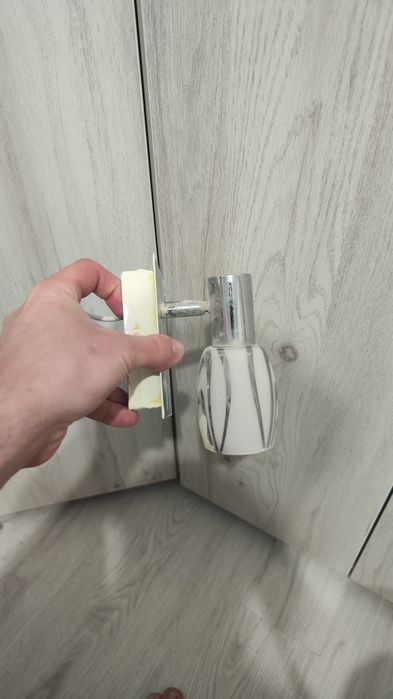 Lustră mica cu bec mic