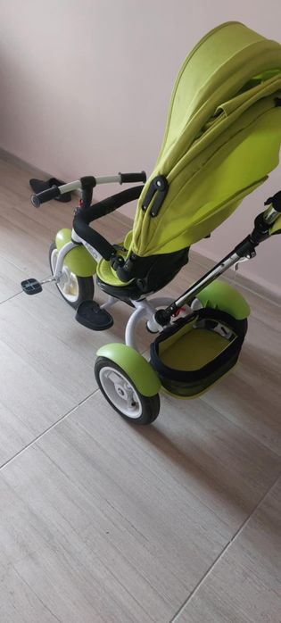 Продавам Триколка .