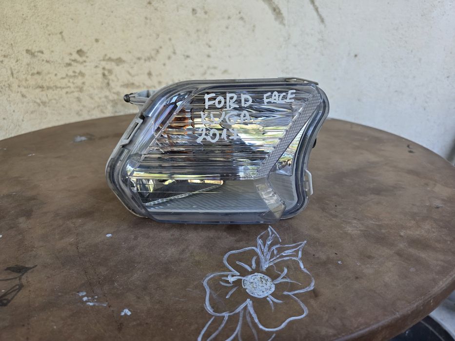 Ford kuga 2017 facelift десен халоген