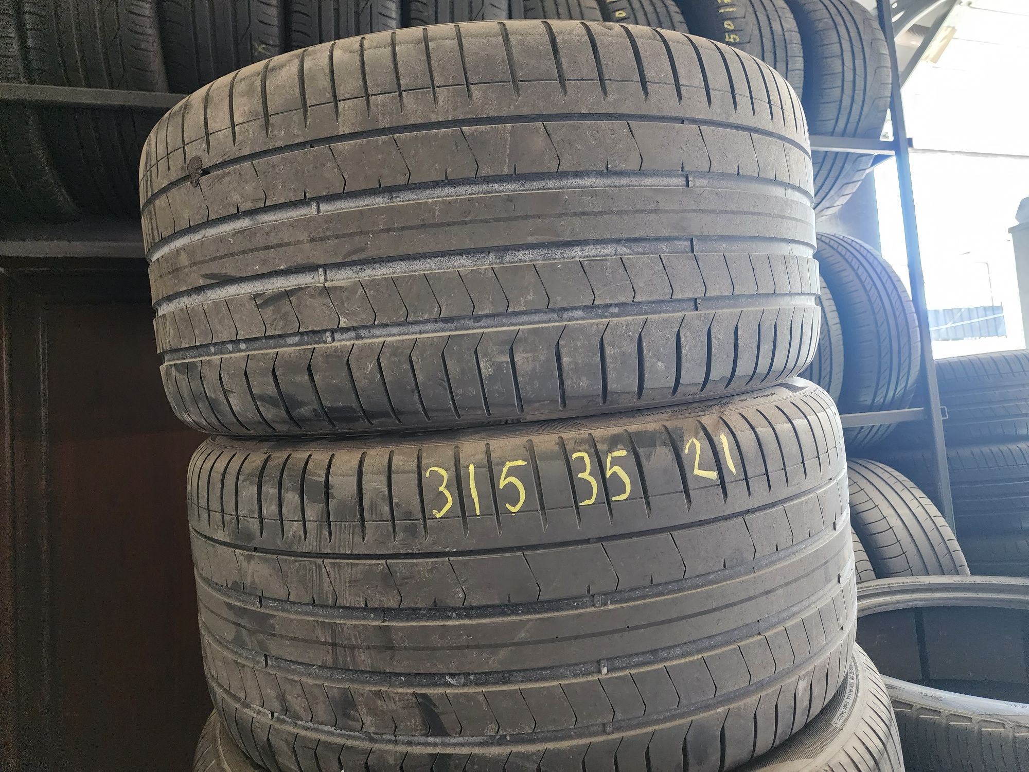 315 35 21 Pirelli runflat dedicate BMW dot 2023