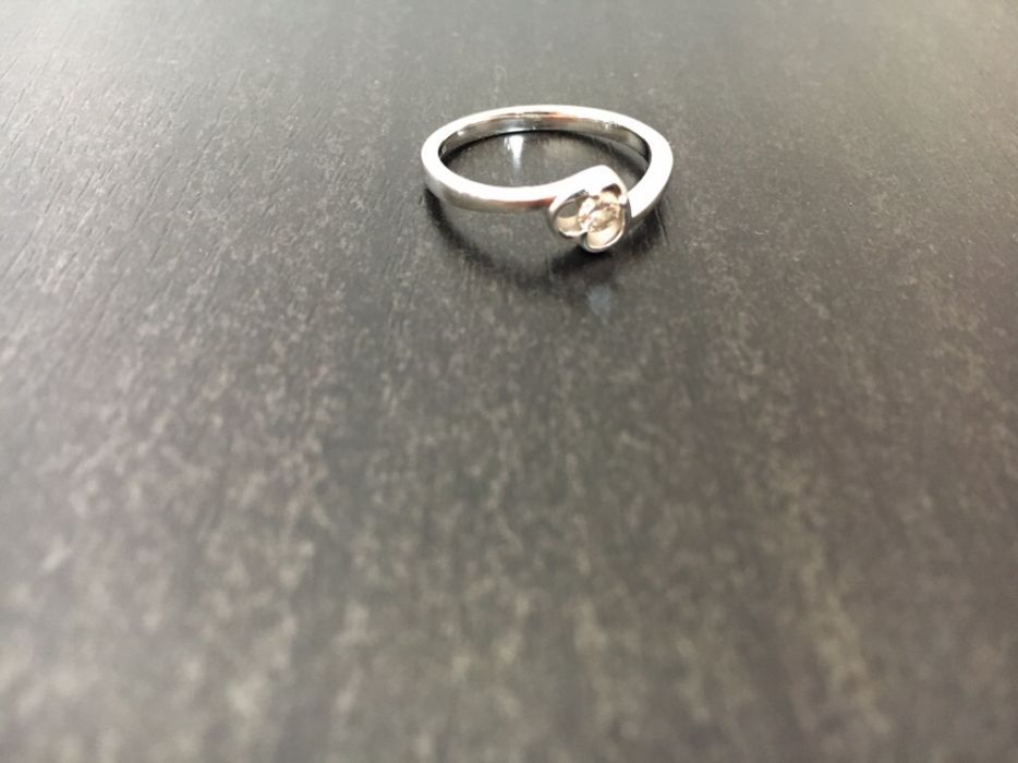 Inel de logodna aur alb 18K cu diamant - Rafael Jewelry