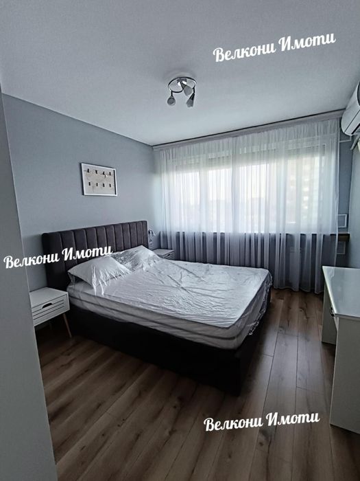 Дава се под наем Тристаен апартамент в Пловдив, Старият град - 65 кв.м за 663 € - Снимка #11
