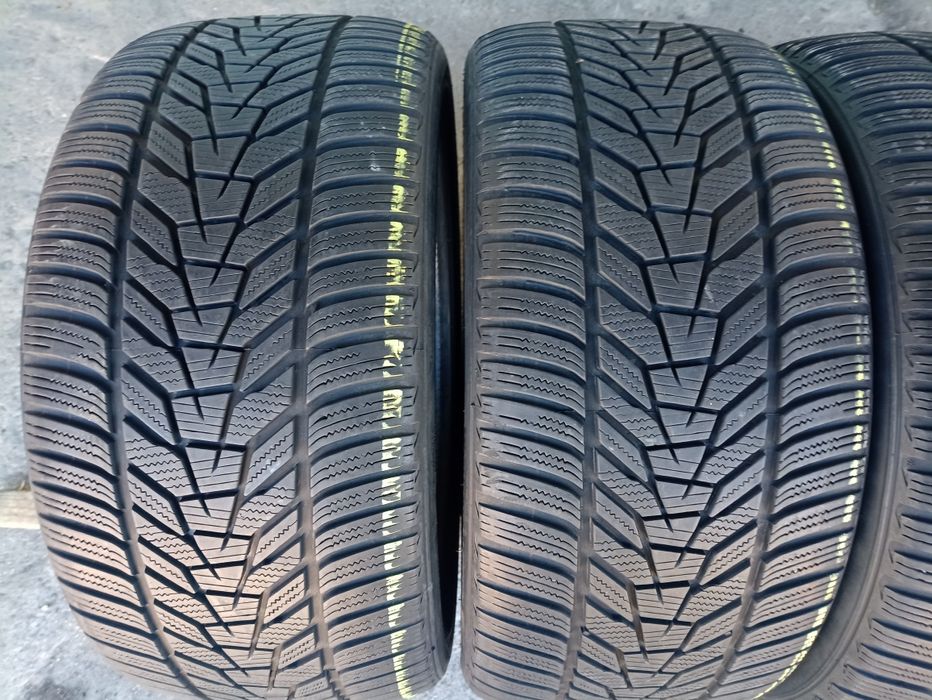 4 anvelope de iarna Hankook 255/35 R19 dot 2820
