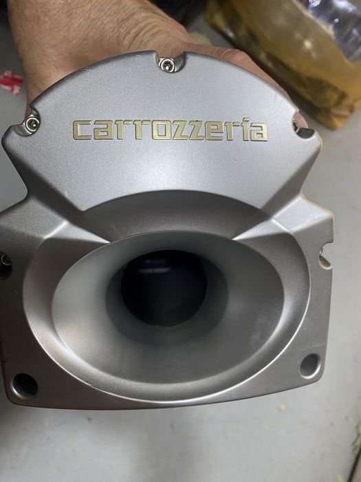 Сабвуфер Carrozzeria