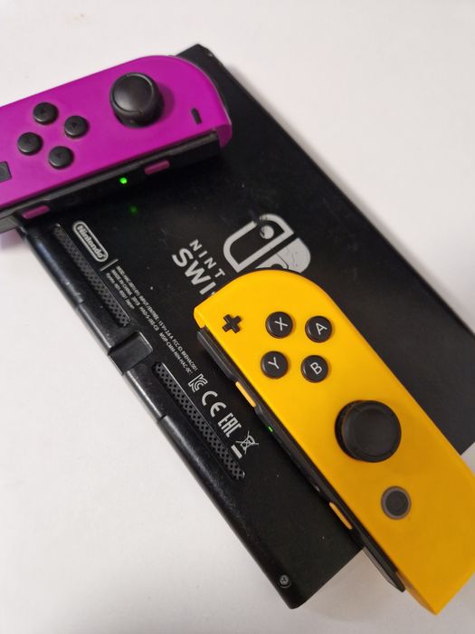 Vand Consola Nitendo Switch