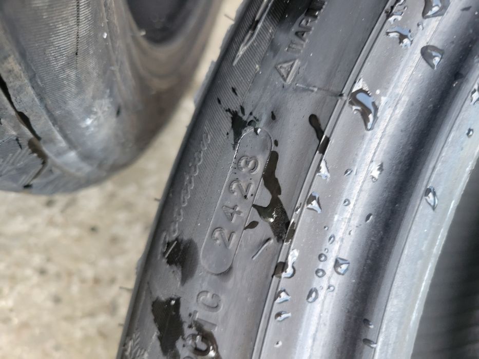 Set anvelope iarna 245 45 R18 Mazzini SnowLeopard ca noi