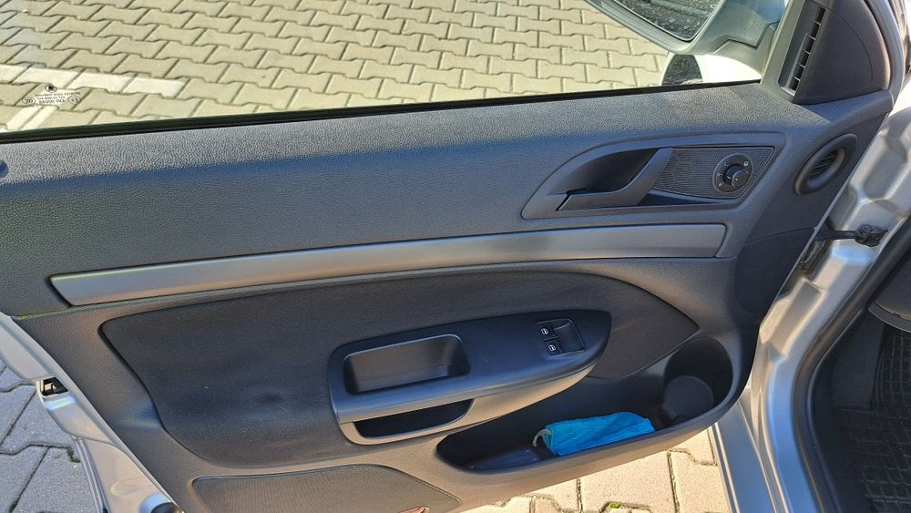 Vând Skoda Octavia 2 ,2011, 1.6mpi,139400km,5350 euro negociabil