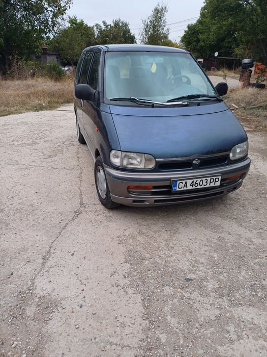 Nisan Serena на части