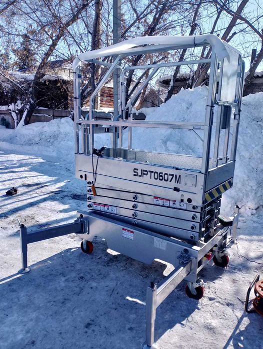 Ножничный подъемник передвижной электрический