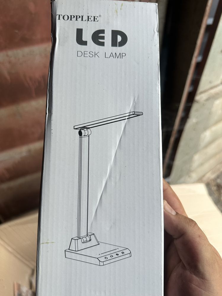 Led настолна лампа