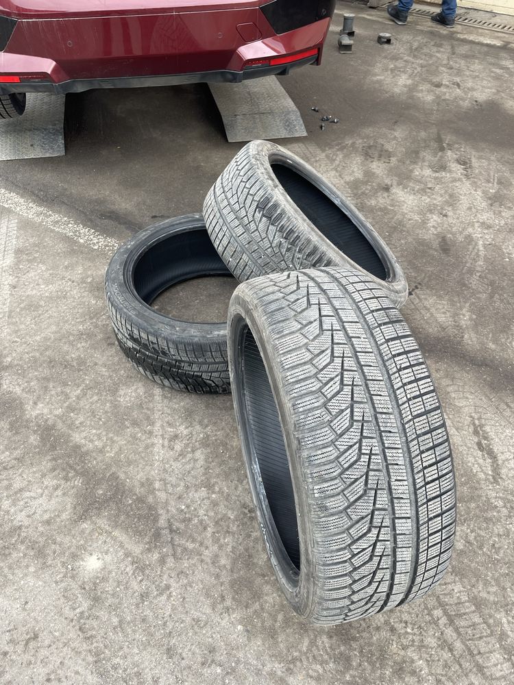 Гуми Hankook 275/40/R22 400лв./бр.