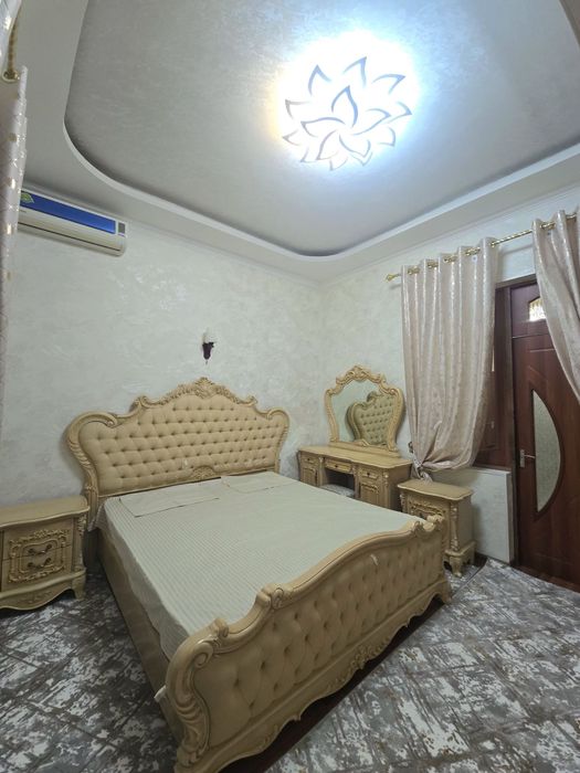 Продается 2 ком. Квартира на 2 этаже площадью 65 кв.м. По ул. Гагарина