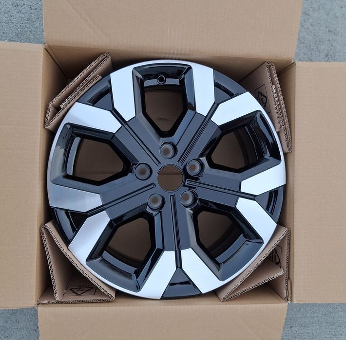 VAND 4 Jante  ORIGINALE Tergan ET 32  Dacia Duster III Bigster