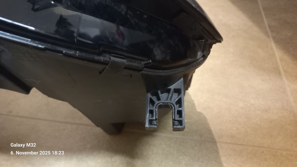 Оригинални КСЕНОНОВИ фарове за Ауди А4