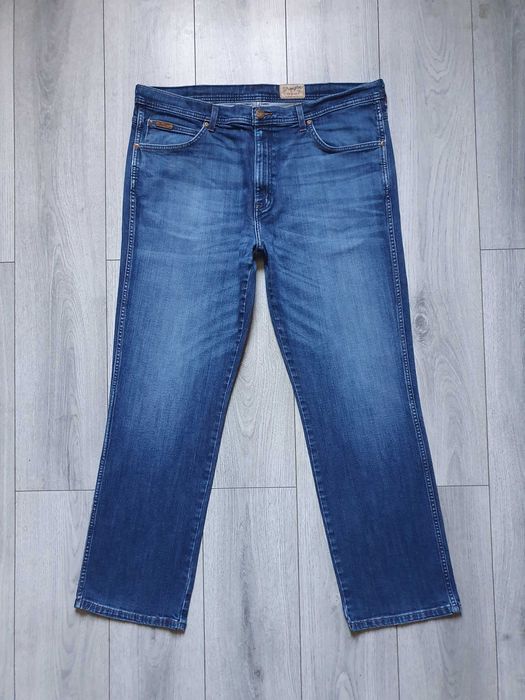 Blugi WRANGLER "Arizona Stretch" - Marime W42 L32 (Talie 107 cm)