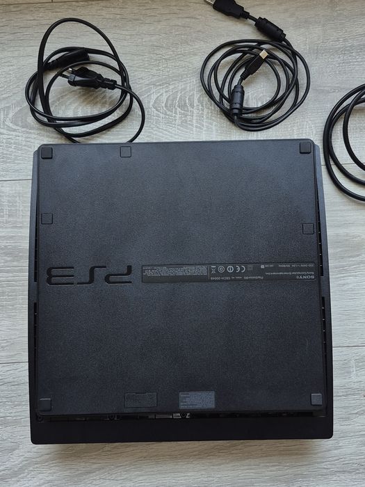 Vand ps3 nou de 250 gb