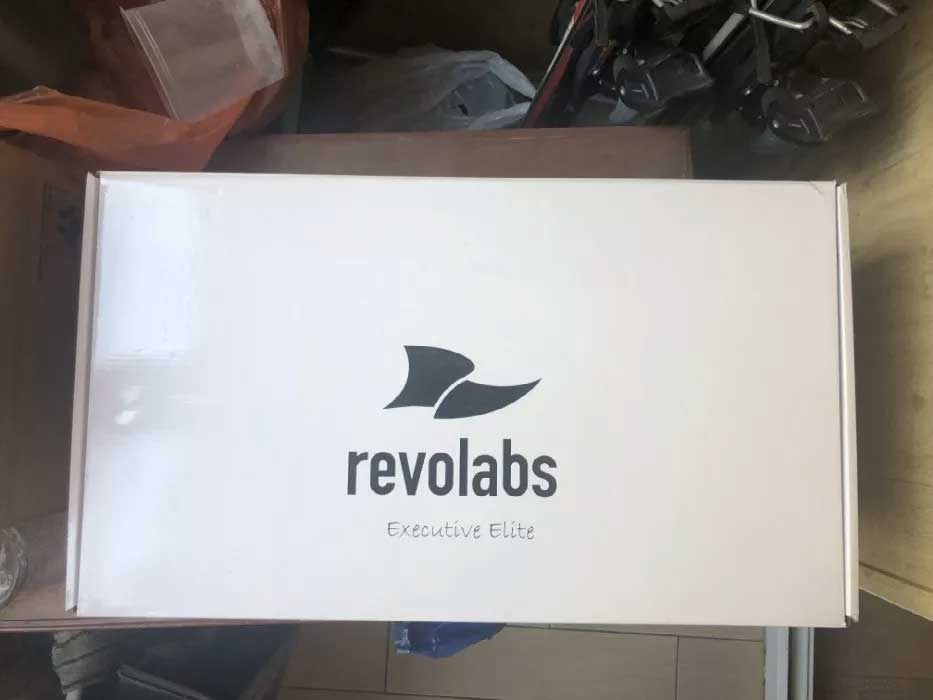 Продам Revolabs Executive Elite систему беспроводных микрофонов