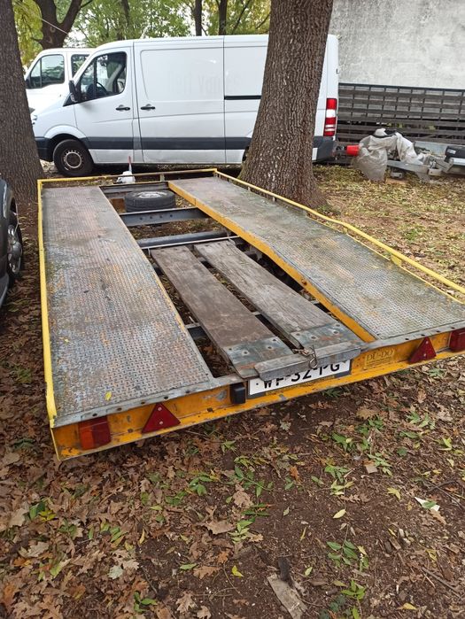 Ремарке  за  превоз на автомобили