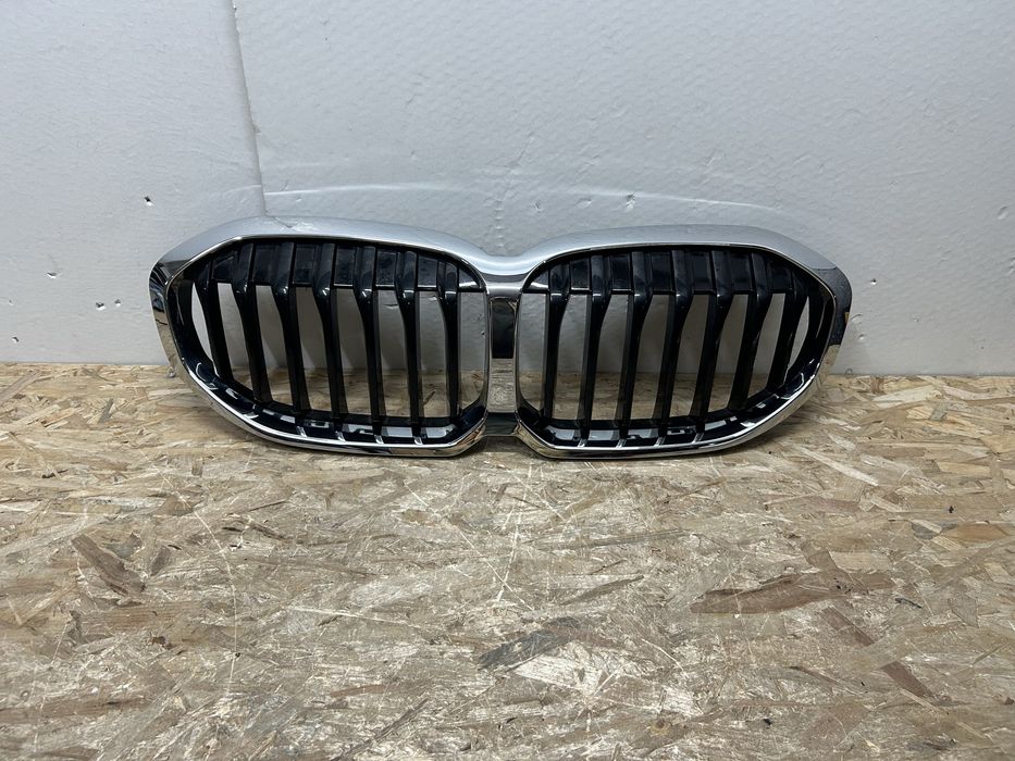 Grila bmw F40 seria 1 an 2020-2023