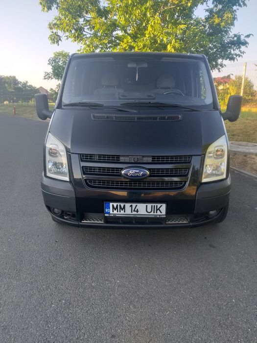 Microbuz Ford Tranzit