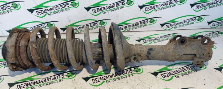 Arc fata dreapta /545 Volkswagen VW Polo a 3-a generatie 6N (facelift