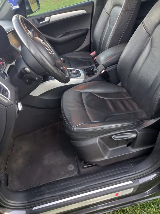 Vând Audi Q5 S Line