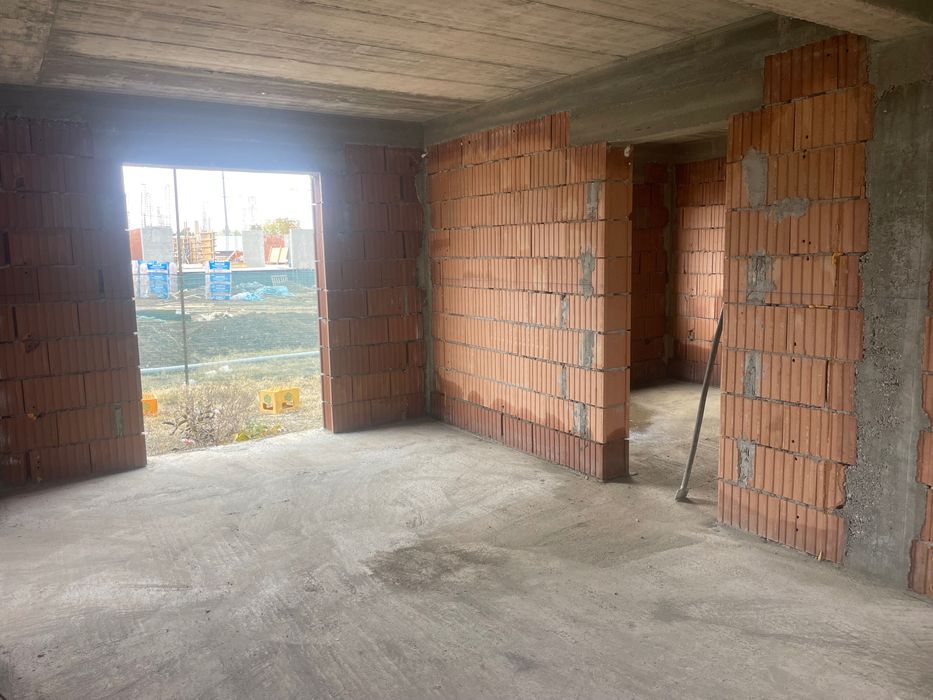 Apartament 3 Camere cu Gradina - Nou!