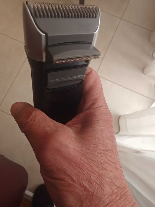 Електрическа самобръсначка RANGE 2000