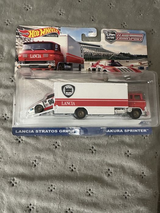 Team Transporter Lancia Hot Wheels