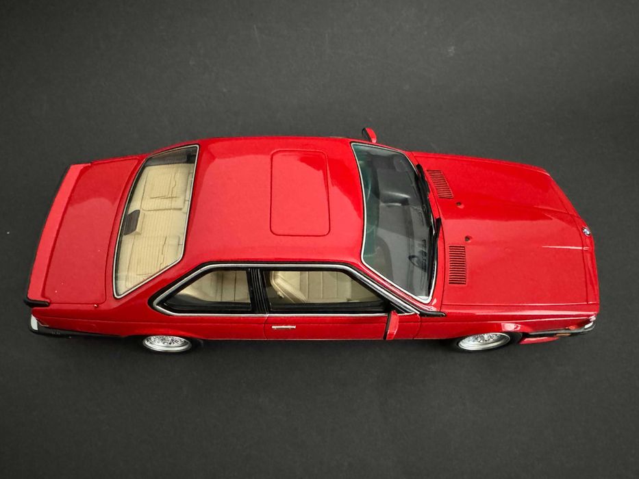 Macheta BMW M6 1/18 OTTO