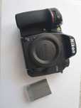 Nikon D7500 (32,000 cadre, cu acumulator extra inclus)