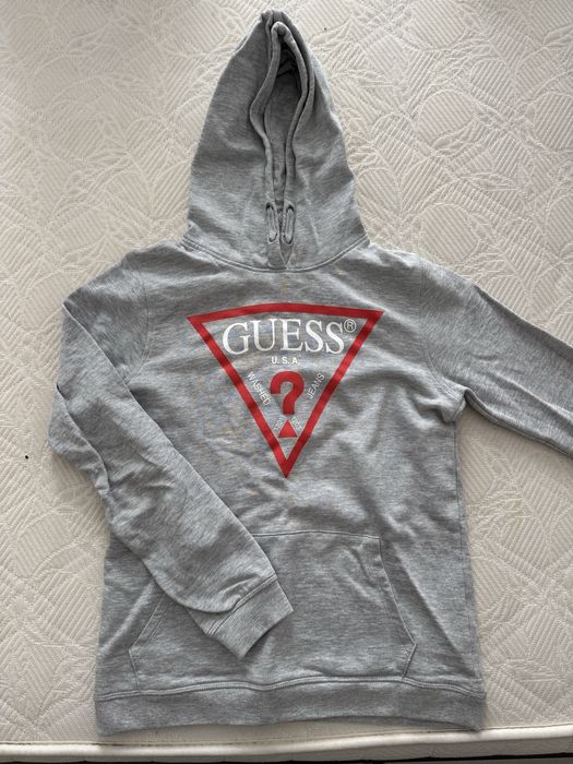 Нови дрехи на Guess