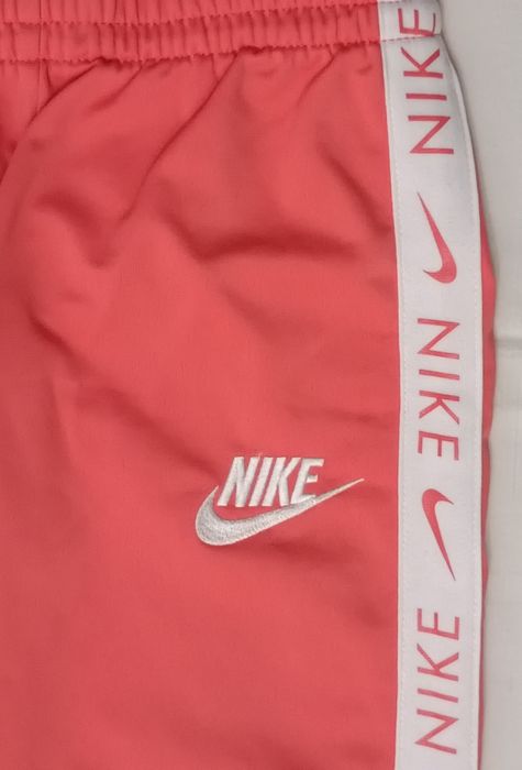 Nike Sportswear Tracksuit оригинален екип ръст 128-137см горно и долно