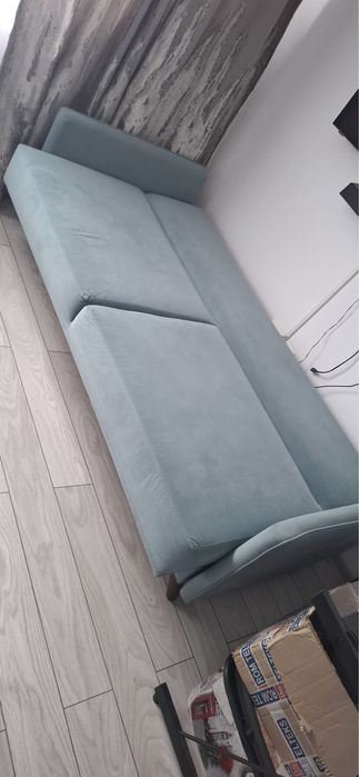 Canapea 3 locuri extensibilă – stare foarte bună