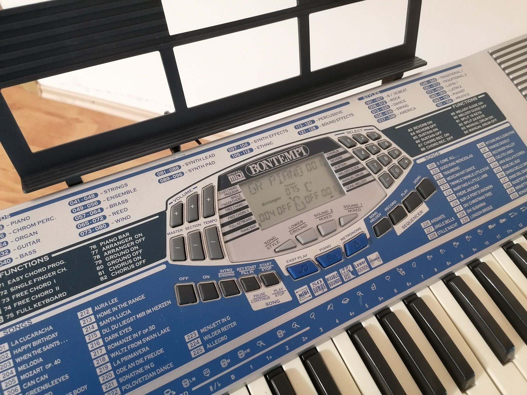 BONTEMPI PM-695 Profi Music orga pian