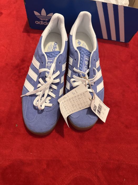 Incaltari adidas noi . Din germania