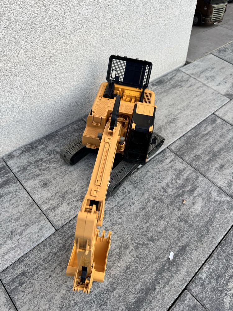 Excavator Bruder Caterpillar cu senile
