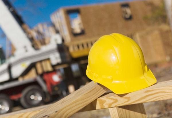 Renovări apartamente | Case | Acoperișuri