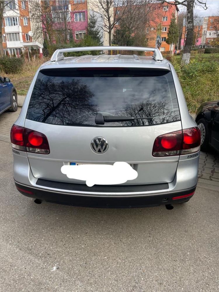 Vând Mașină Volkswagen Tuareg 2007, Motor 2500 pe pinioane,pe arcuri